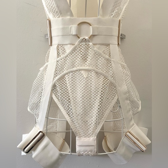 Honey Birdette AXL IVORY Bodysuit + Suspenders Set - Picture 3 of 16